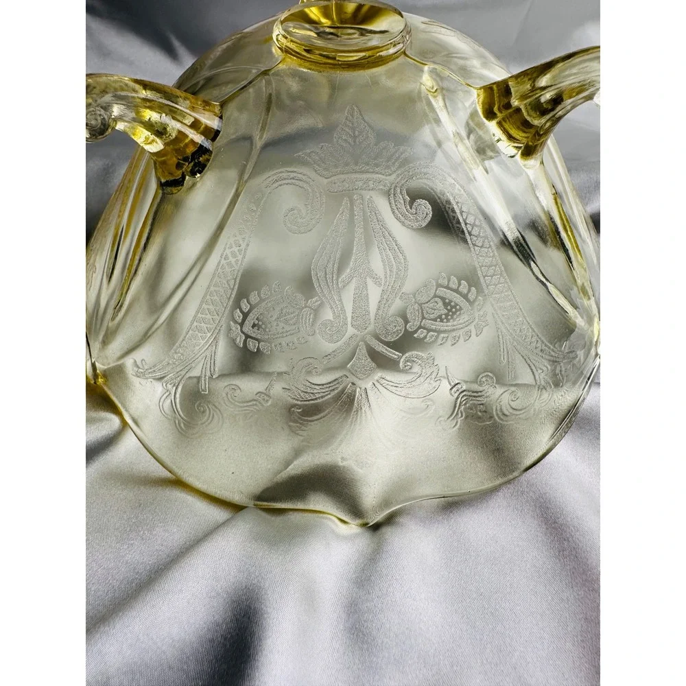 Lancaster Landrum Topaz Yellow Etched Glass 3 Footed Bowl Scalloped 8.5